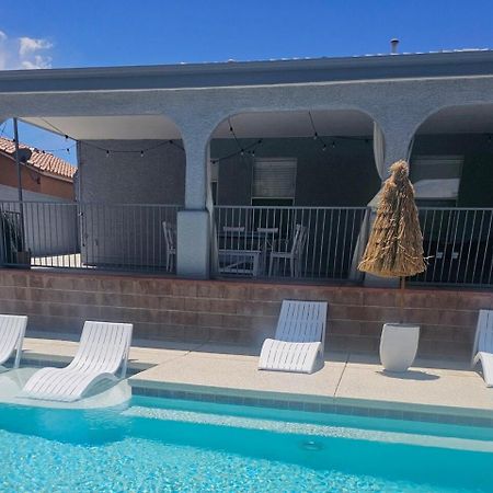 Cozy Desert Retreat - Pool, Spa, Views 핸더슨 외부 사진